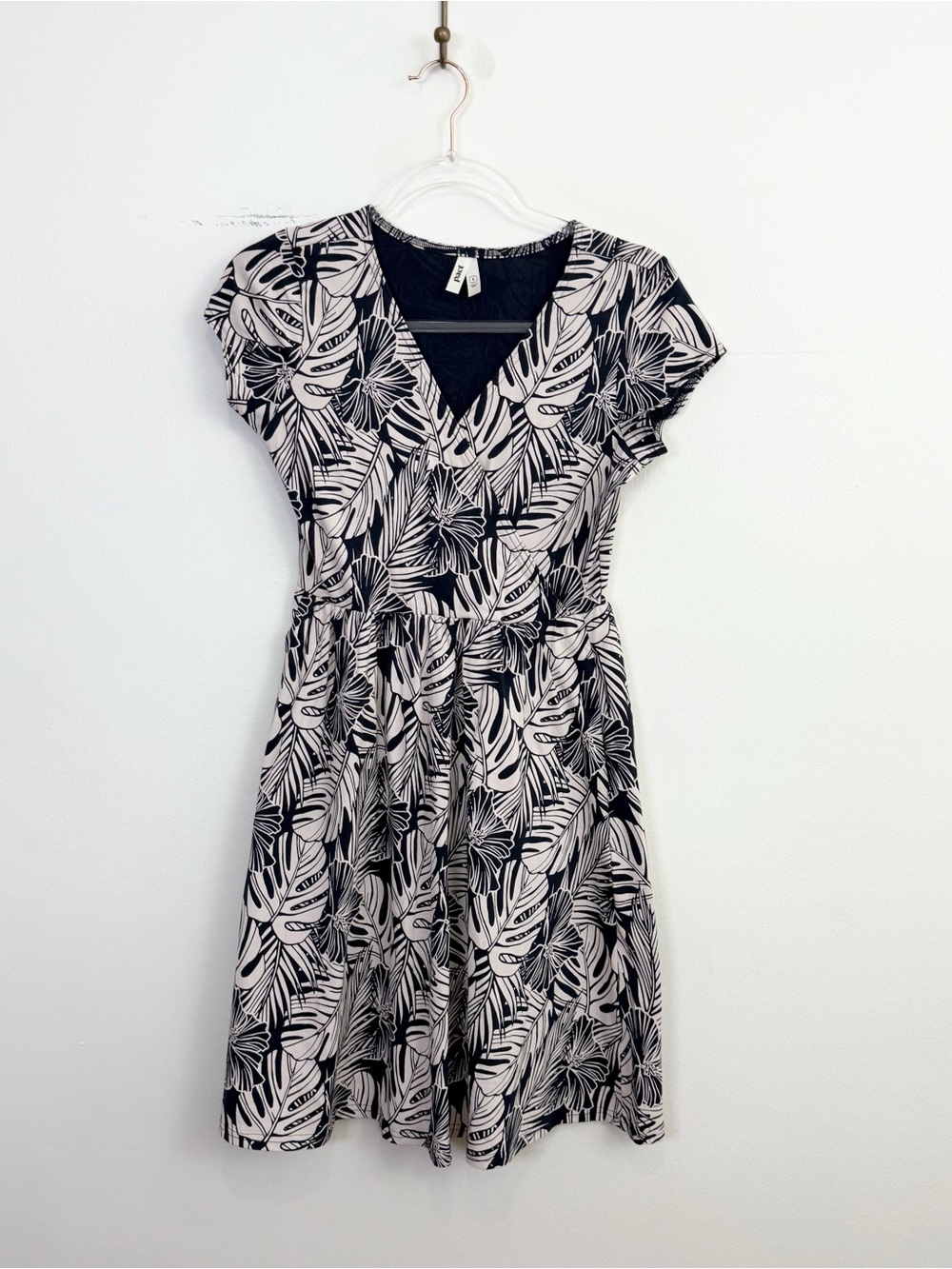Pact Organic Cotton Tropical Leaf Fit & Flare Dress Small - Picture 2 of 6